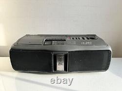 Hitachi CX-200W Stereo Boombox CD Player Vintage Retro Radio FM MW LW