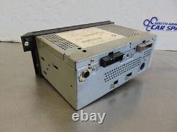 Jeep wrangler Head unit TJ 97-06 Stereo CD Player Radio P04704393AD