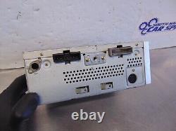 Jeep wrangler Head unit TJ 97-06 Stereo CD Player Radio P04704393AD