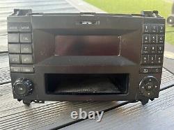 Mercedes Sprinter W906 Radio Player CD Audio 10 Stereo Head Unit A9069000004
