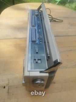 Sharp QT-77 radio twin cassette player stereo. Working, Please Do Read