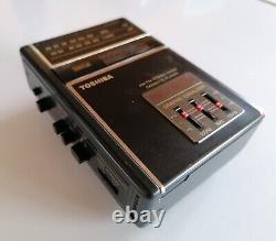 Toshiba KT-4038 AM/FM Stereo Radio Cassette Player Walkman Working & Boxed