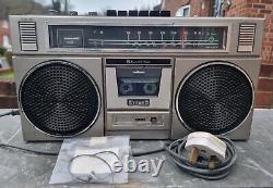 VINTAGE Japanese KASUGA KC-2500FL Stereo Radio Cassette AUX BoomBox NEEDS LOVE