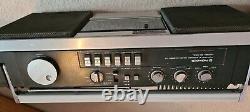 Ancien lecteur/enregistreur de cassettes stéréo portable Pioneer SK-353L, radio.