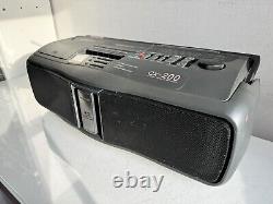 Hitachi CX-200W Stéréo Boombox Lecteur CD Radio FM MW LW Vintage Rétro