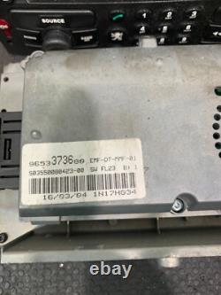 Lecteur de radio stéréo Peugeot 307 CC 2006 avec affichage 9653373680 #2
