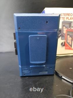 Radio cassette stéréo personnel Sanyo vintage MGR61 avec boîte et écouteurs d'origine