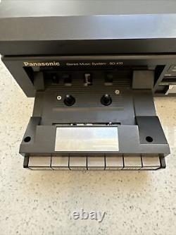 Système de musique stéréo Panasonic SG-X10 avec platine vinyle, lecteur de cassette et radio.